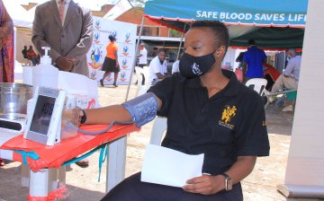 Princess Joan Nassolo Tebatagwabwe donates blood at the Kabaka Foundation drive